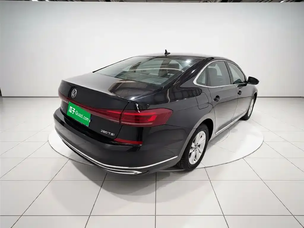 Volkswagen Passat — фото 4