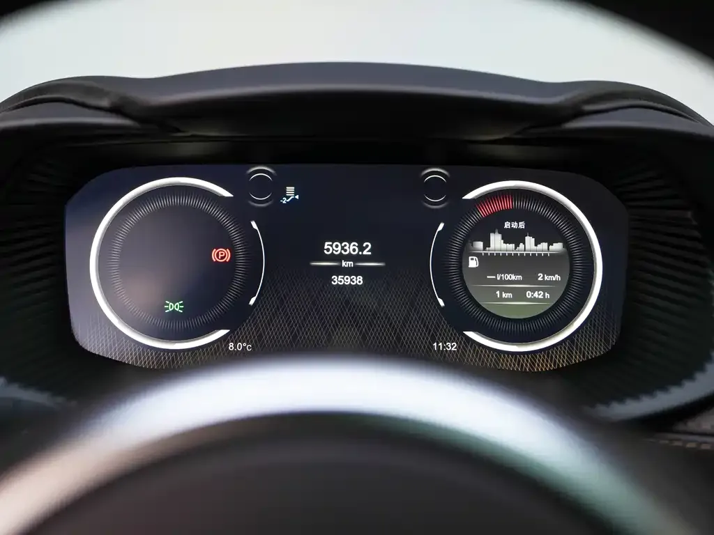 Aston Martin DBX 2023 из CN, фото 6