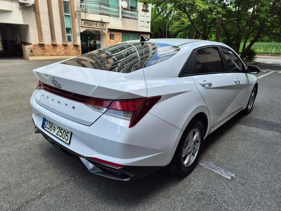 Hyundai AVANTE — фото 5