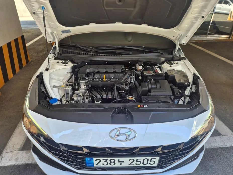Hyundai AVANTE — фото 3