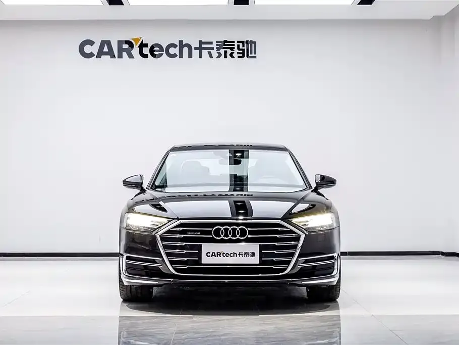 Audi A8 — фото 6