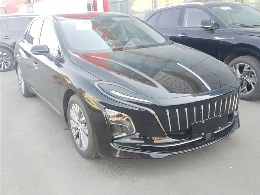 Hongqi E-QM5 2024 из CN, фото 10