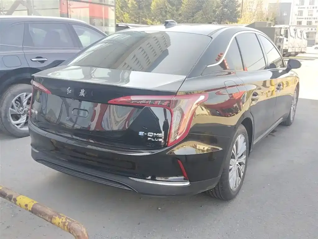 Hongqi E-QM5 2024 из CN, фото 8