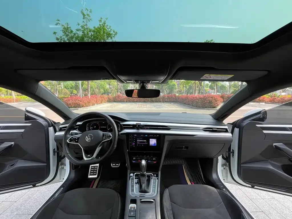 Volkswagen CC 2025 из CN, фото 4