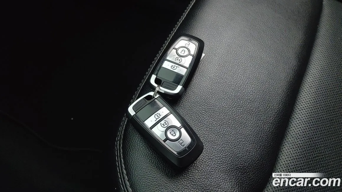 Ford Explorer 2021 из KR, фото 2
