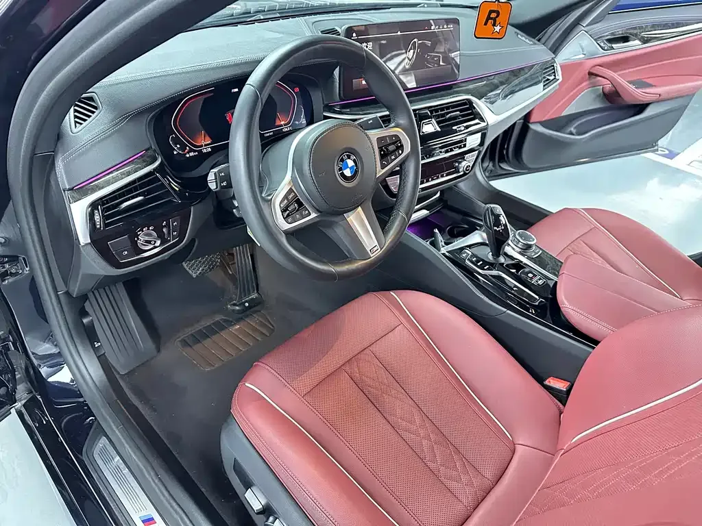 BMW 5 Series 2022 из CN, фото 8