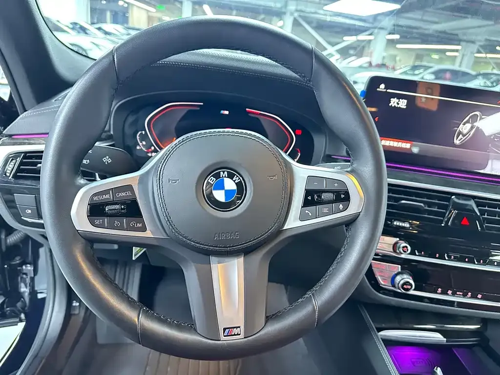 BMW 5 Series 2022 из CN, фото 2