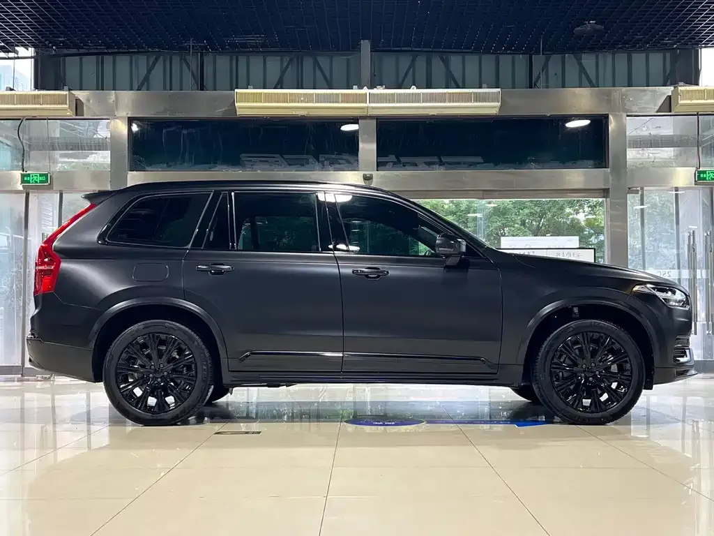 Volvo XC90 — фото 10