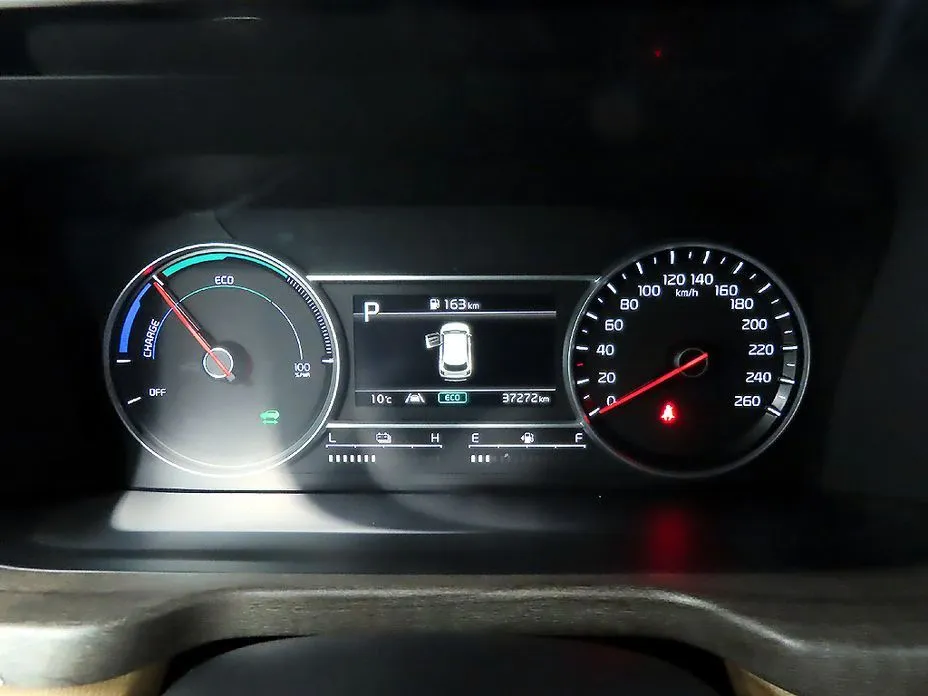 Kia Sorento — фото 8