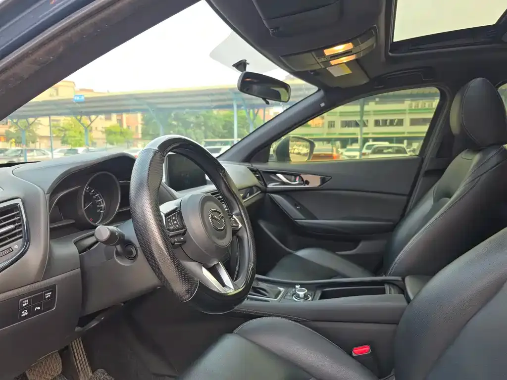Mazda CX-4 2022 из CN, фото 4
