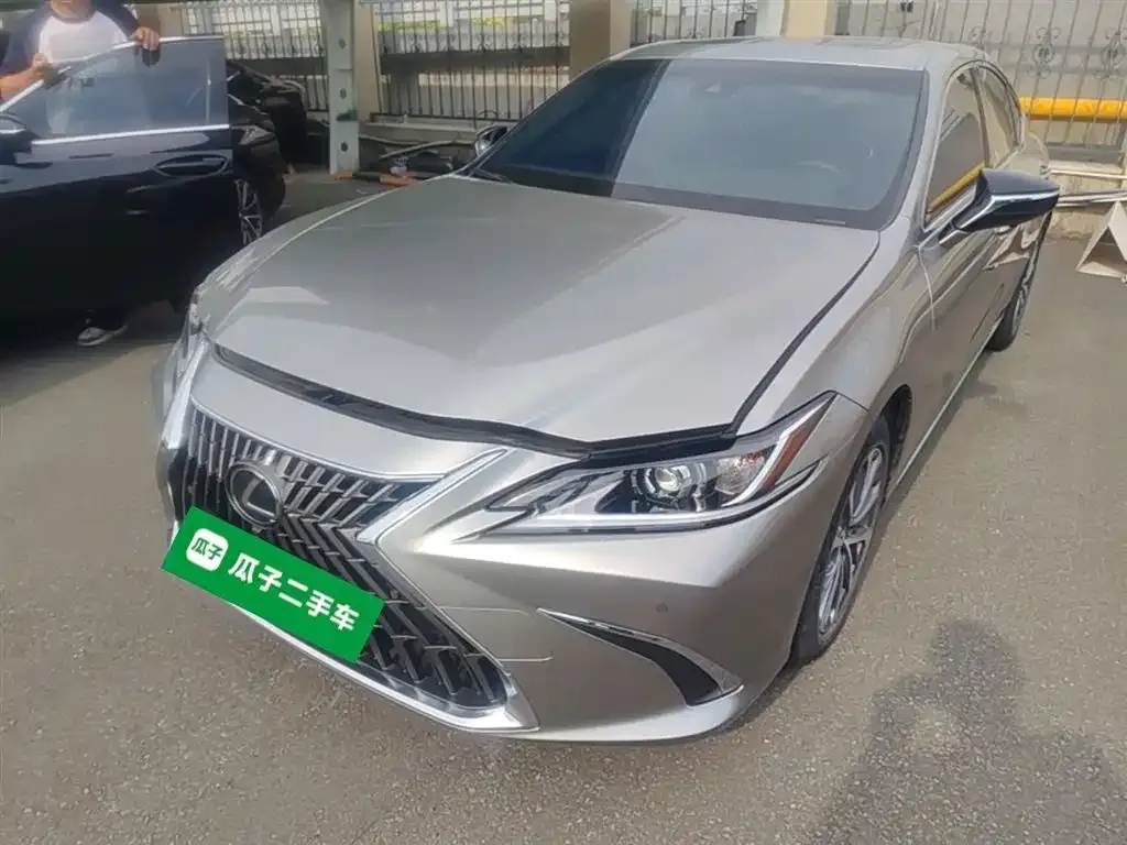 Lexus ES 2024 из CN, фото 5