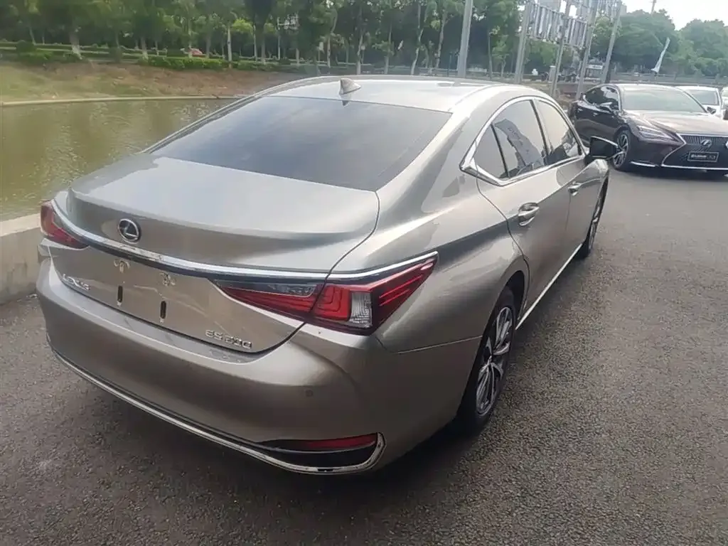 Lexus ES 2024 из CN, фото 9