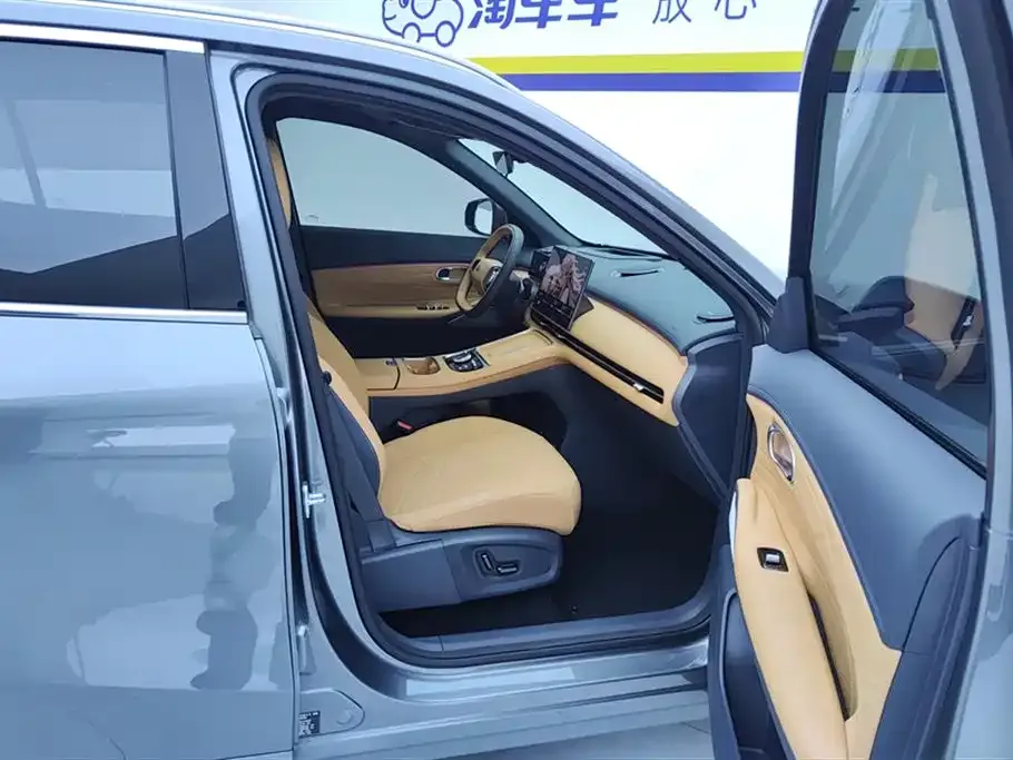 Geely Galaxy Xingjian 7 — фото 8