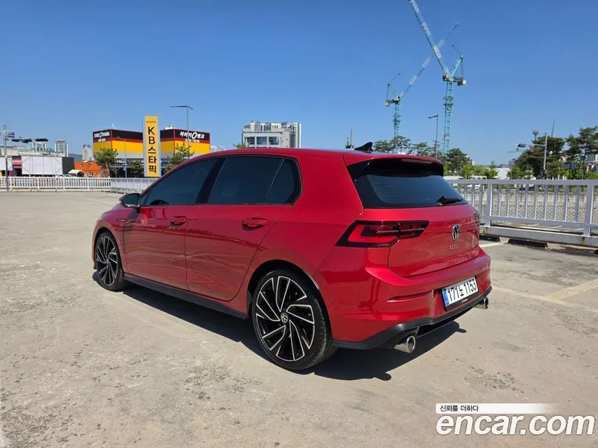 Volkswagen Golf 2024 из KR, фото 8