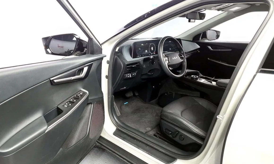 Kia EV6 — фото 10