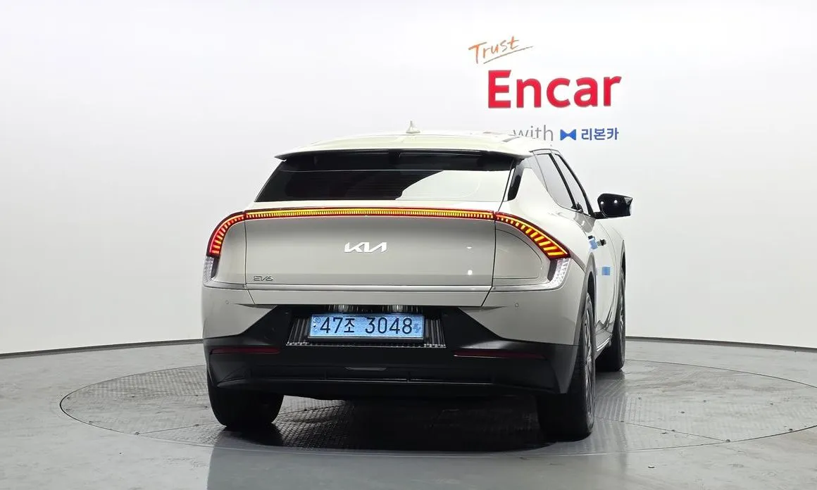 Kia EV6 — фото 6