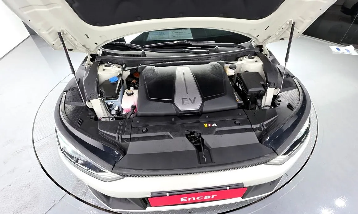 Kia EV6 — фото 7