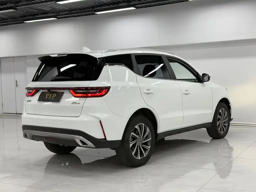 Geely Vision X6 — фото 10
