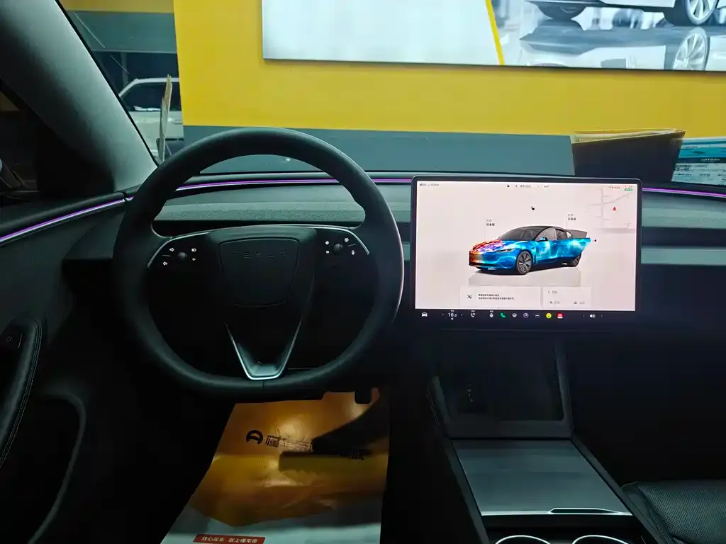 Tesla Model 3 — фото 6