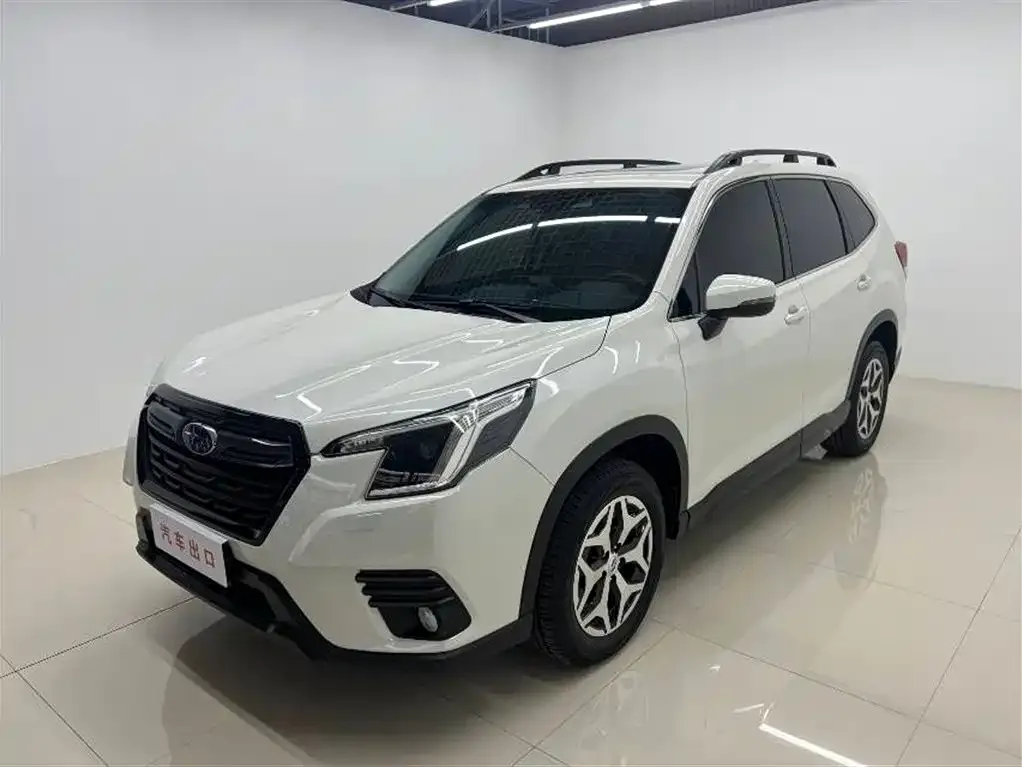 Subaru Forester — фото 1