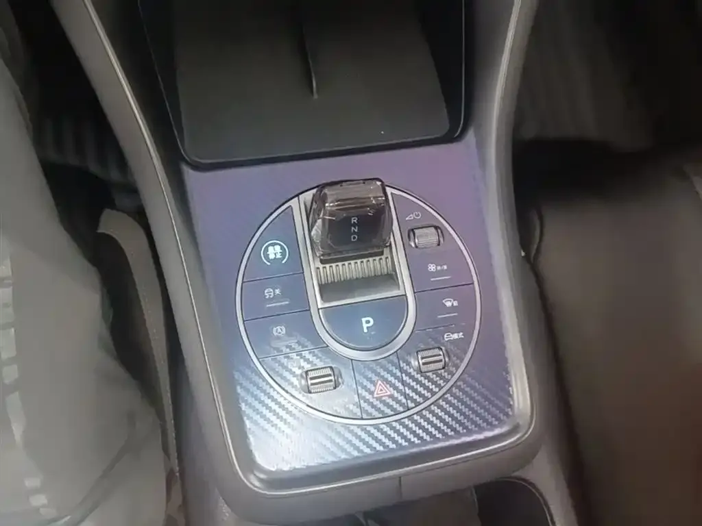 BYD Seal 05 DM-i — фото 2