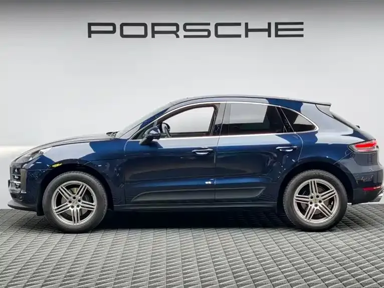 Porsche Macan — фото 8