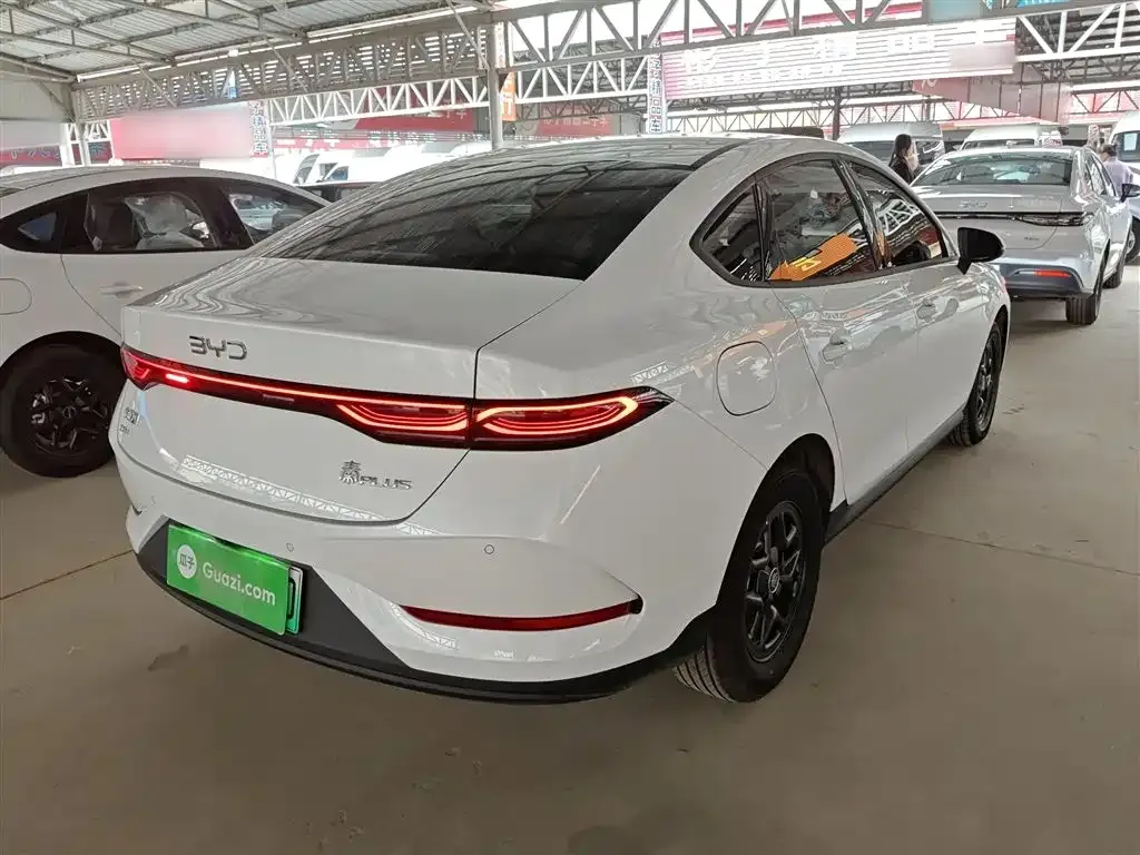 BYD Qin PLUS — фото 10