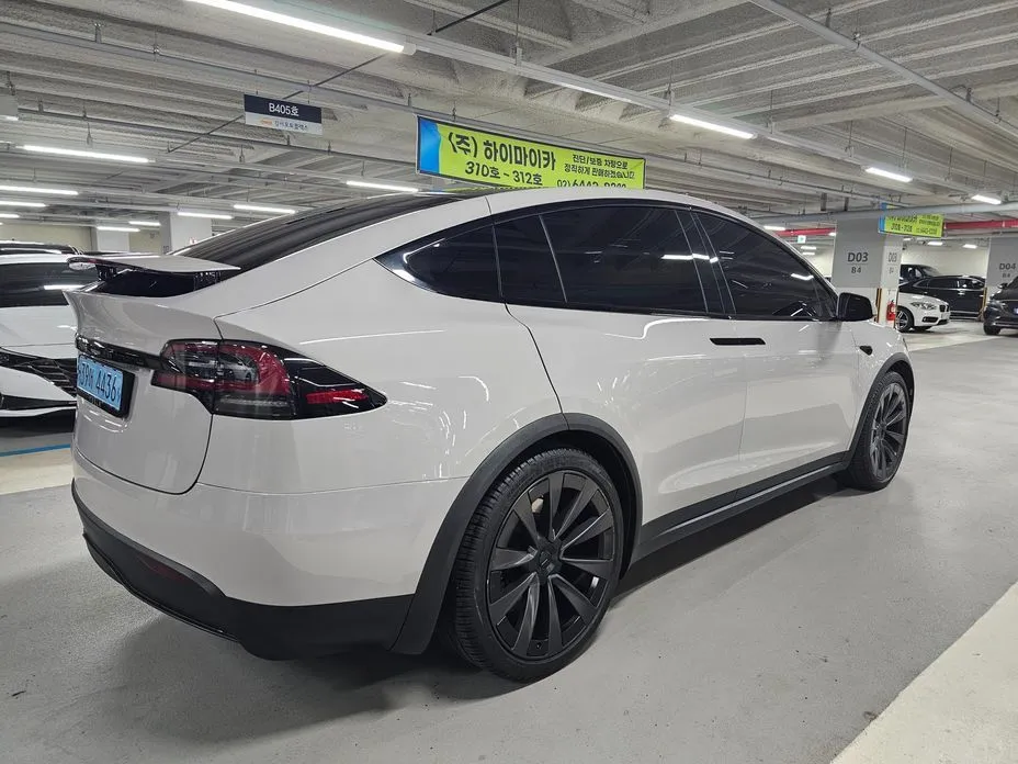 Tesla Model X 2023 из KR, фото 7
