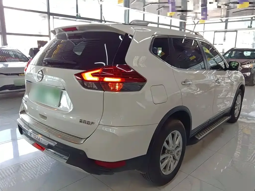 Nissan X-Trail 2021 из CN, фото 5