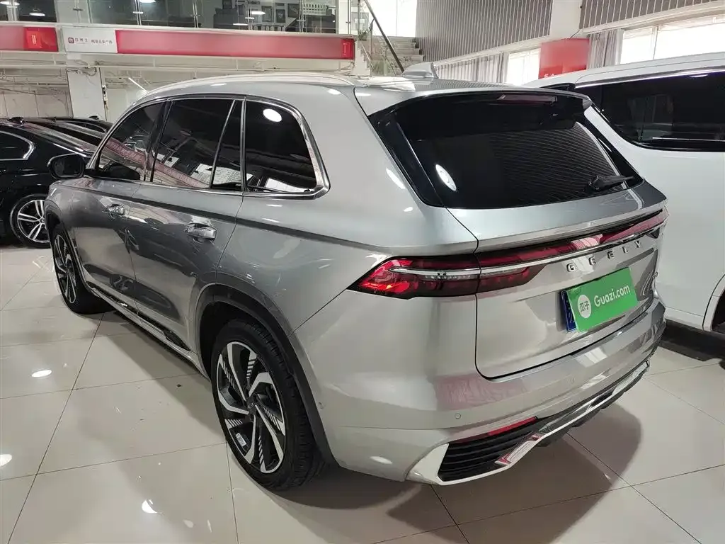 Geely Xingyue L — фото 8
