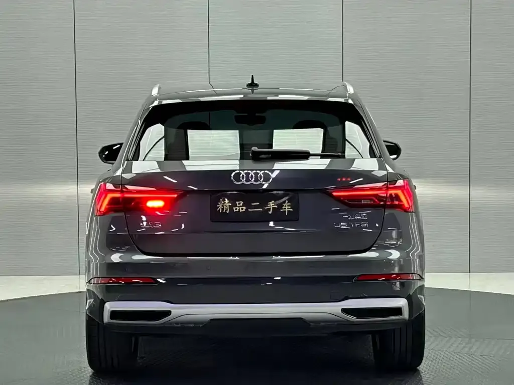 Audi Q3 — фото 8