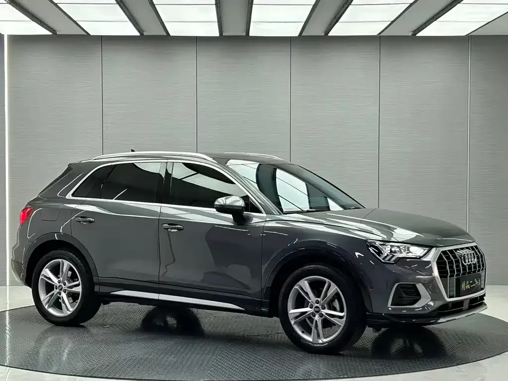 Audi Q3 — фото 2