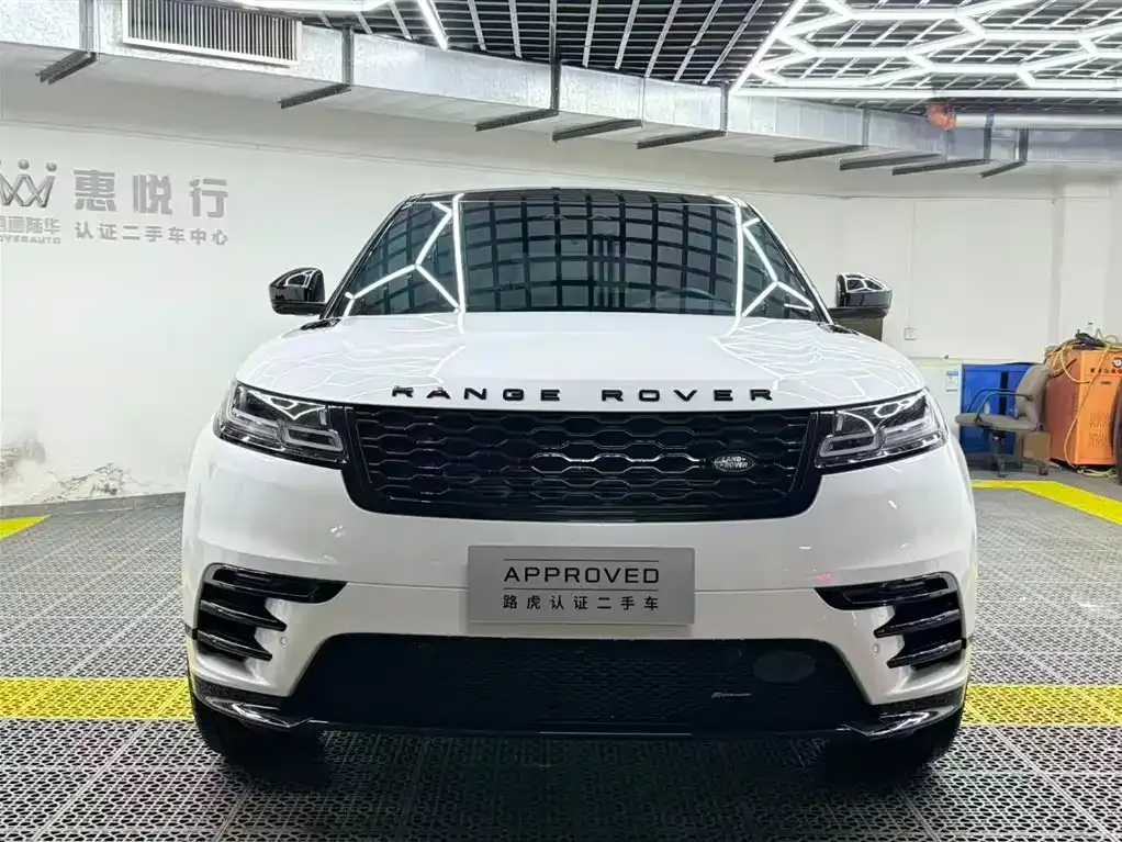 Land Rover Velar — фото 10