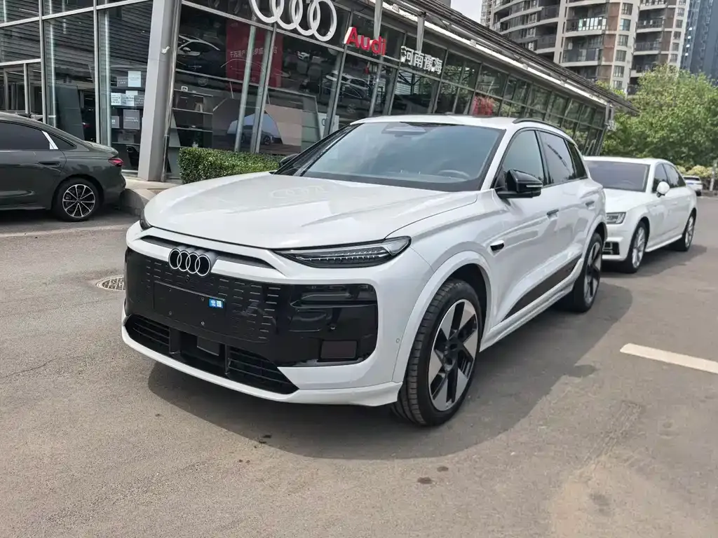 Audi Q6L e-tron