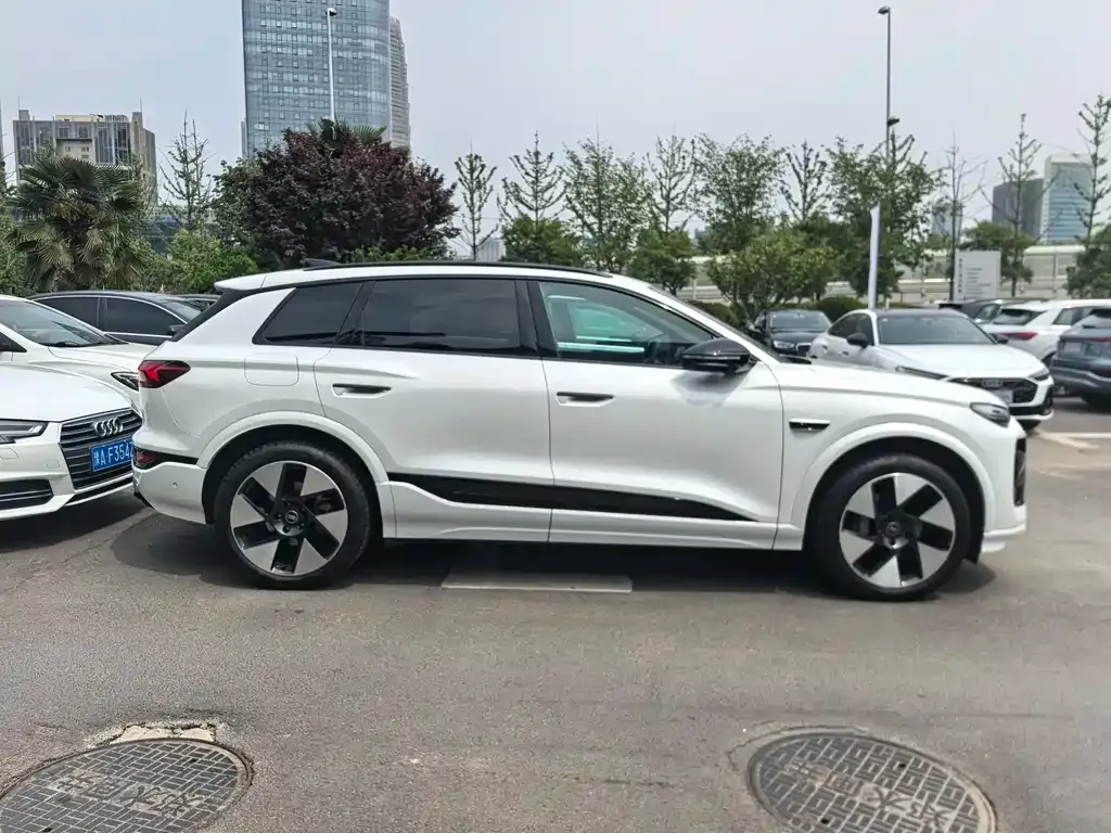 Audi Q6L e-tron 2025 из CN, фото 9