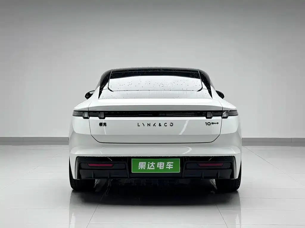Lynk & Co 10 EM-P 2025 из CN, фото 3