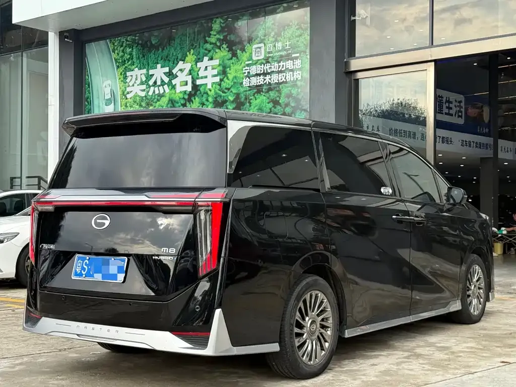 GAC Motor Trumpchi M8 — фото 9