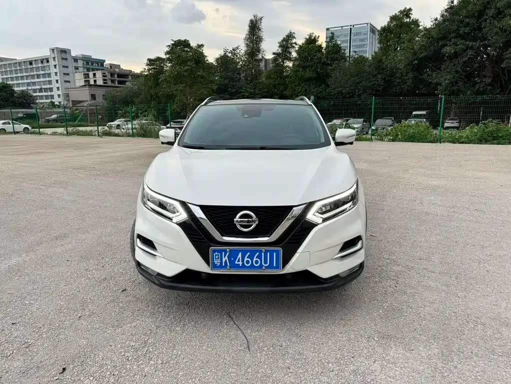 Nissan Qashqai — фото 5
