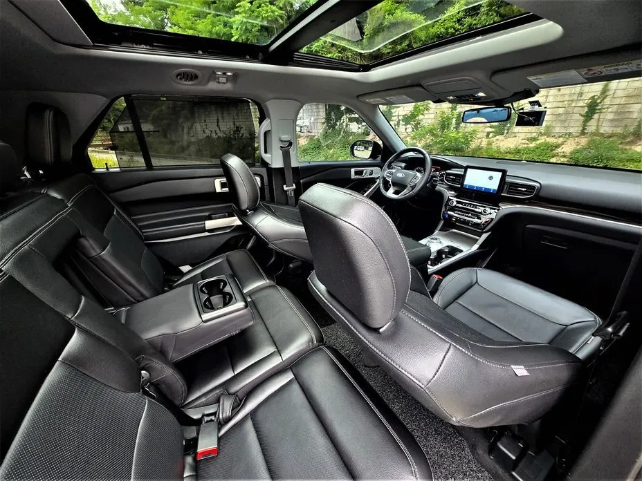 Ford Explorer 2023 из KR, фото 8