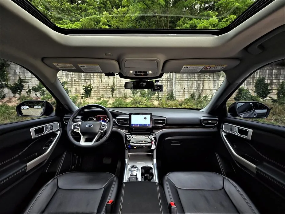 Ford Explorer 2023 из KR, фото 7