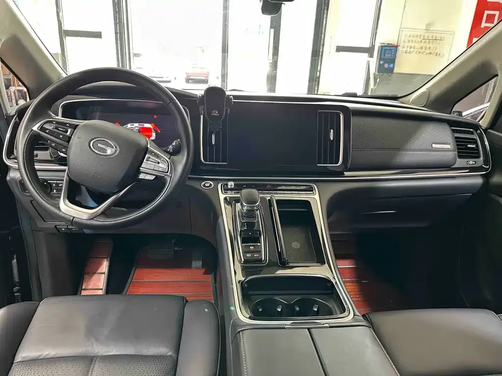 GAC Motor Trumpchi M8 — фото 5