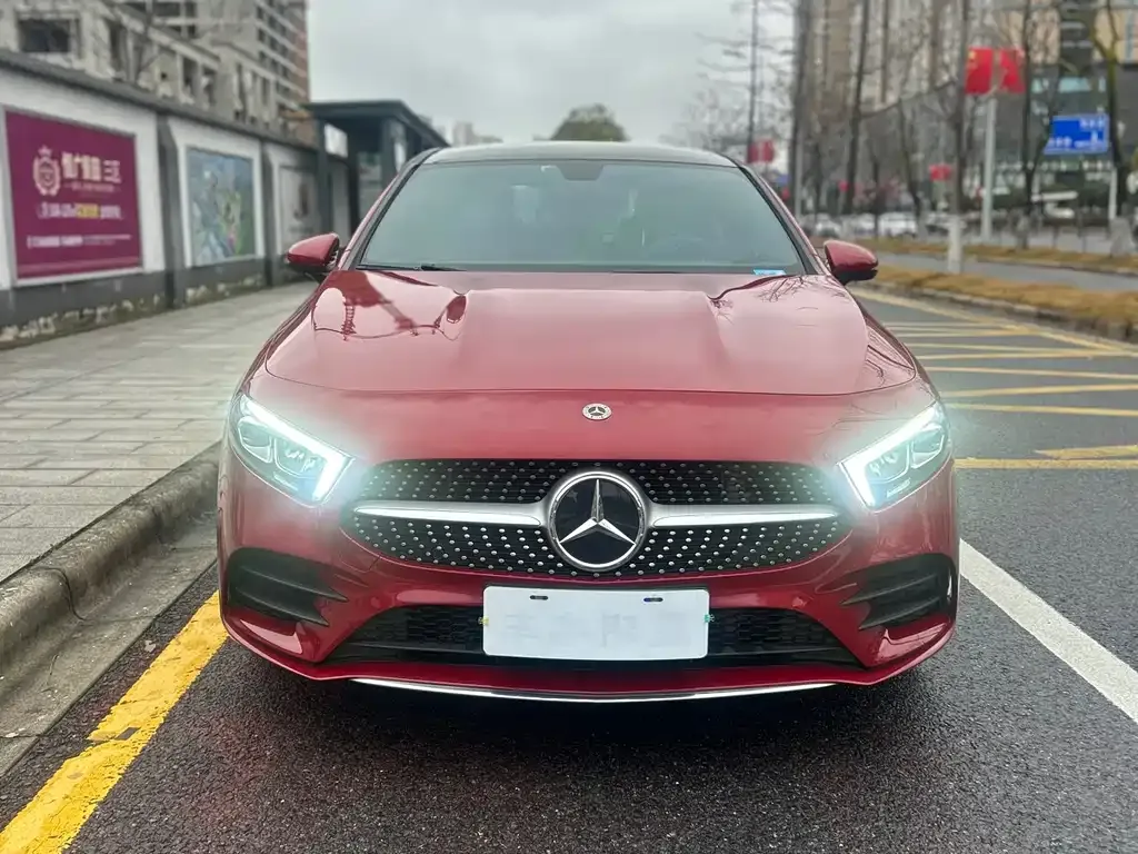 Mercedes-Benz A-Class — фото 1