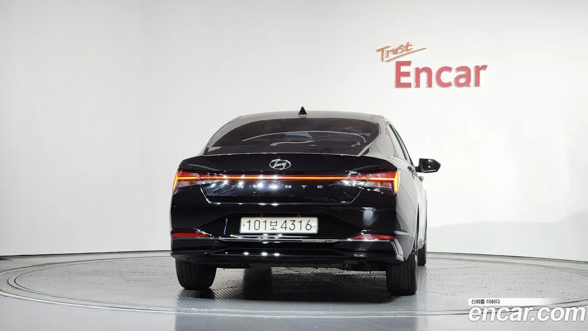 Hyundai AVANTE 2021 из KR, фото 4