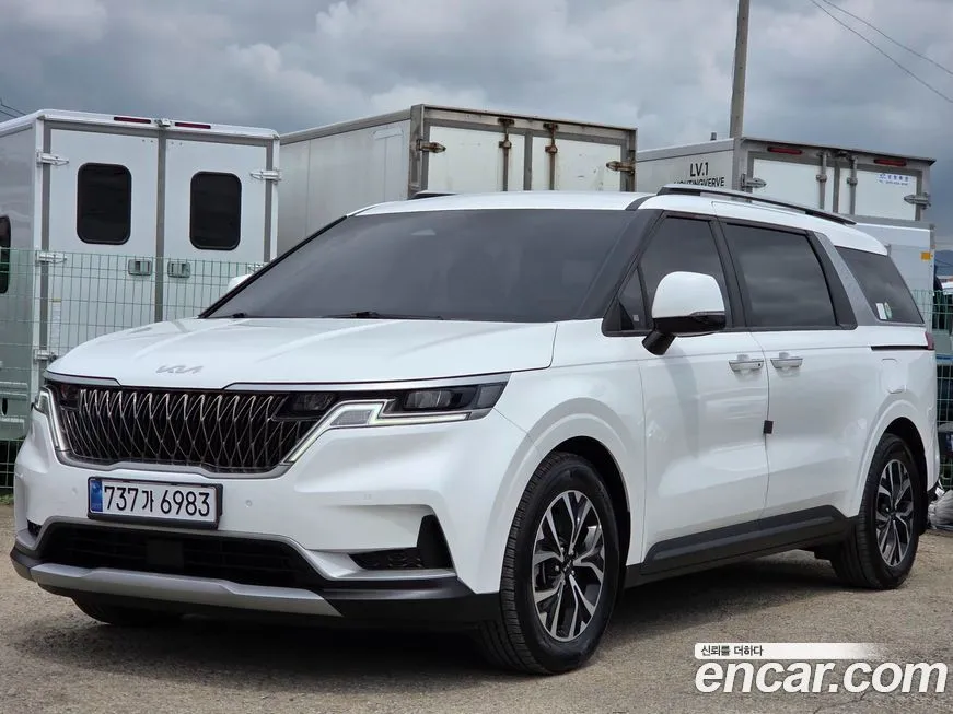 Kia Carnival 2023 из KR, фото 1