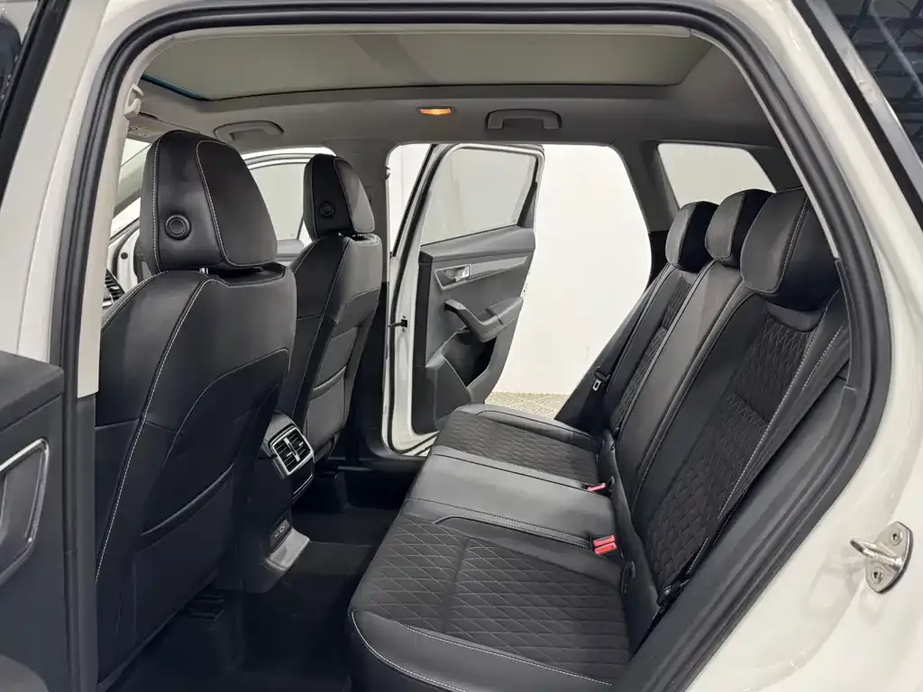 Skoda Karoq 2021 из CN, фото 6