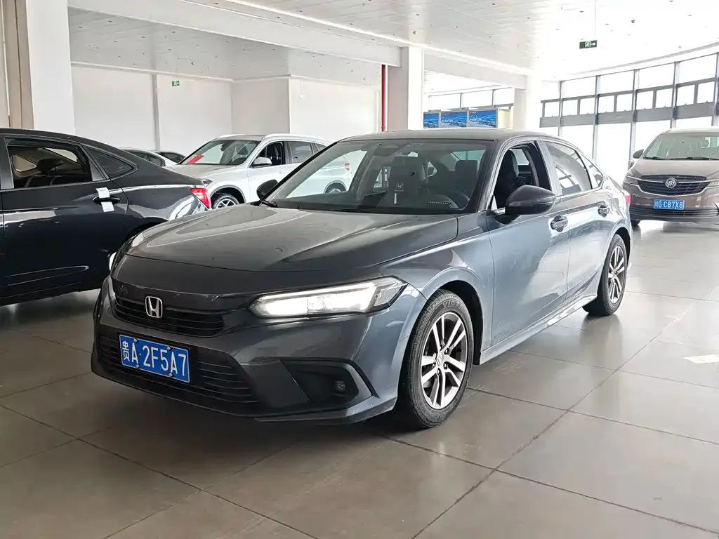 Honda Civic — фото 1