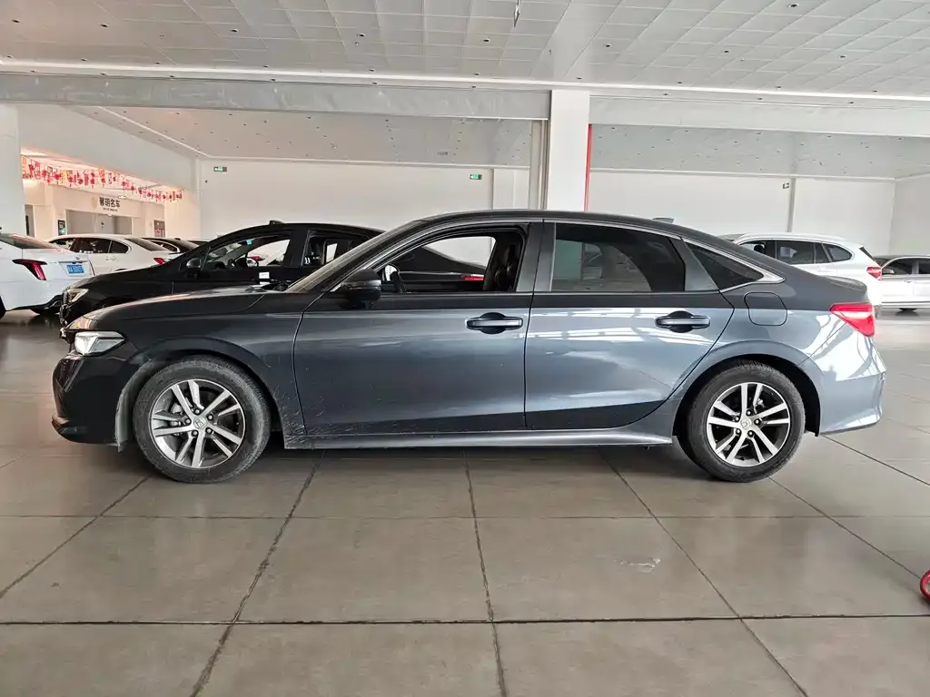 Honda Civic — фото 3
