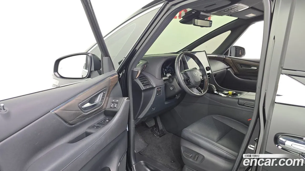 Toyota Alphard 2024 из KR, фото 10