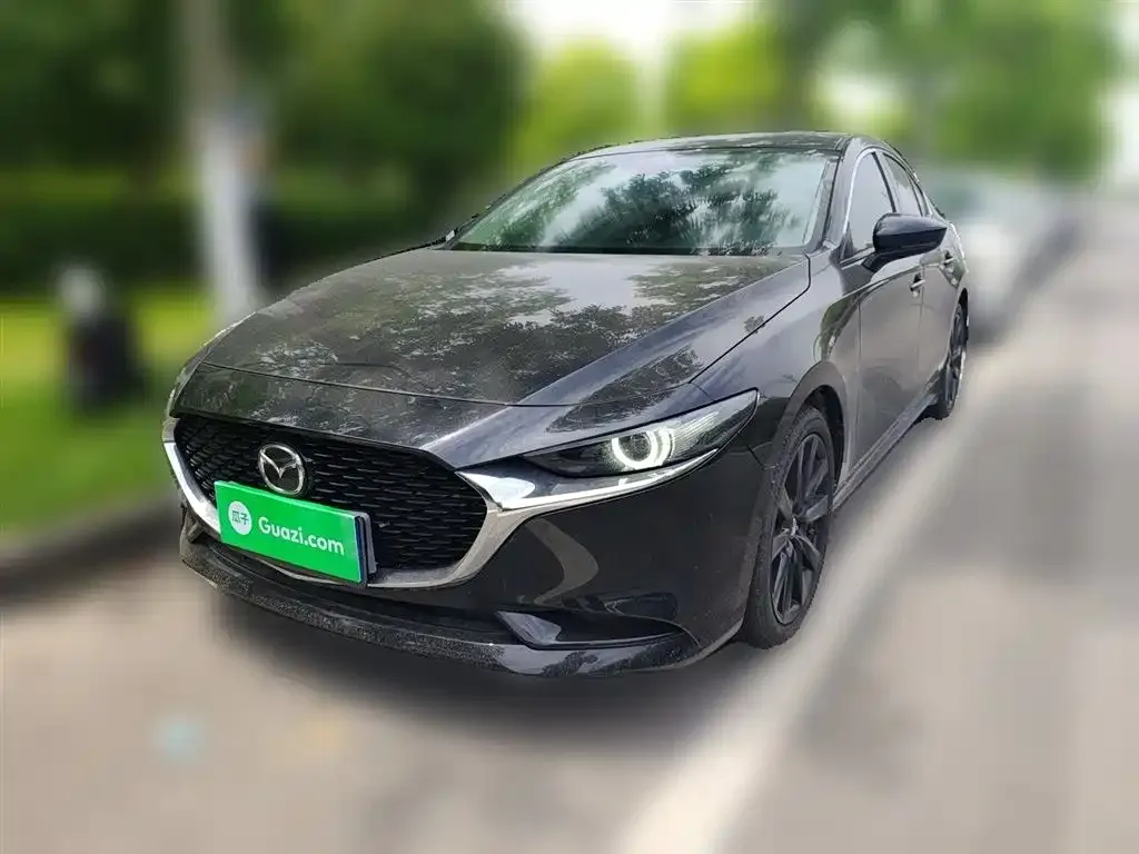 Mazda 3 Axela — фото 1