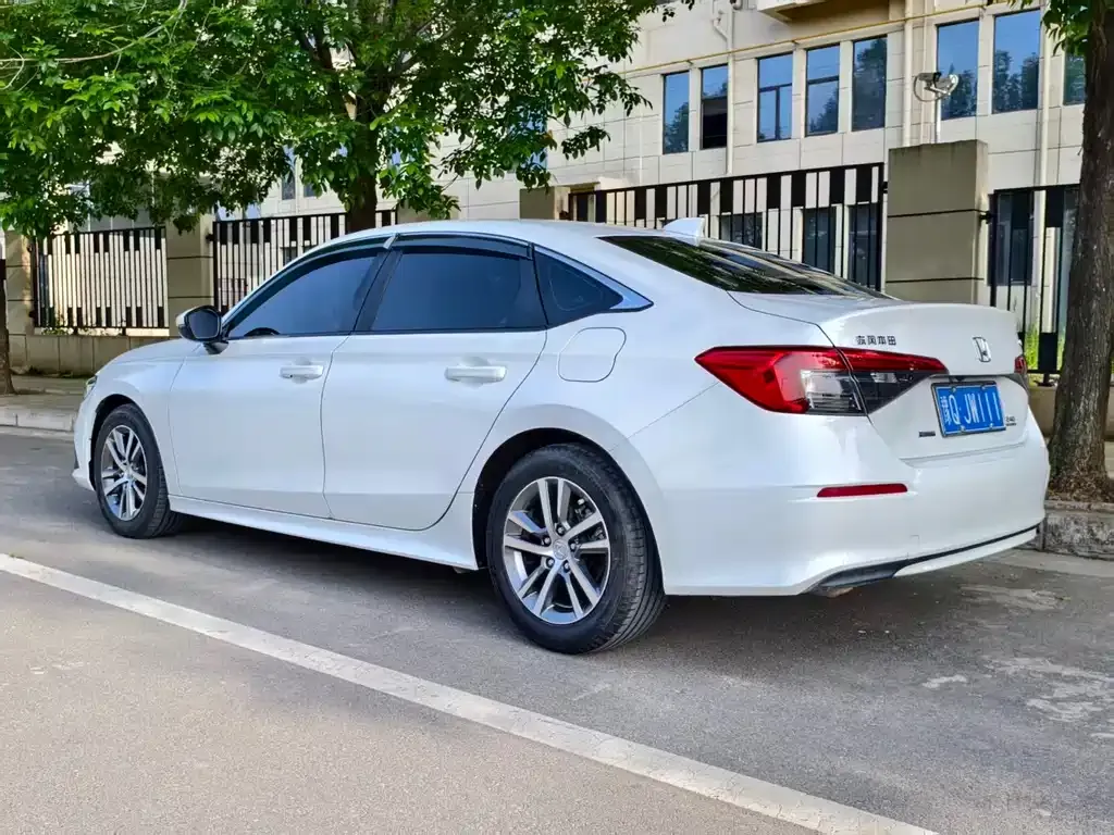 Honda Civic 2023 из CN, фото 3